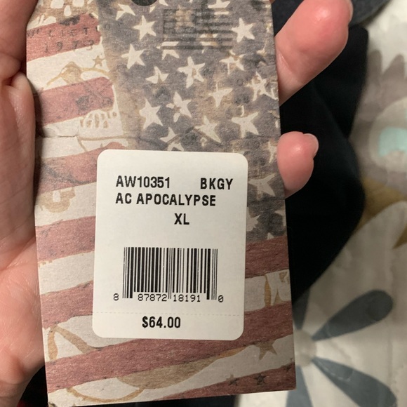 Women’s Affliction 3 quarter sleeve tee - Picture 4 of 4